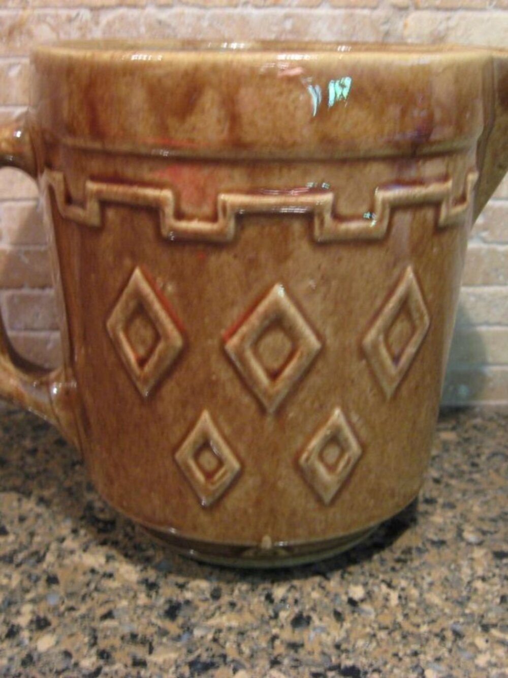 MONMOUTH POTTERY VINTAGE BROWN DIAMOND PATTERN STONEWARE SMALL PITCHER
